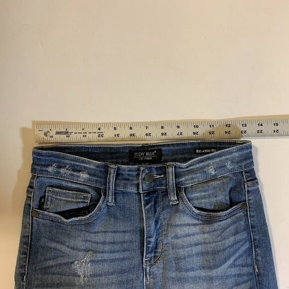 Judy Blue Women's Shredding Up My Life JB8273MD Relaxed Distressed JEans Size 27 - Picture 10 of 13